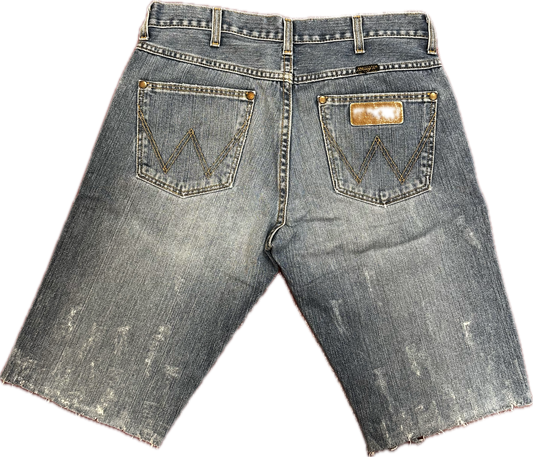 Lip Jorts